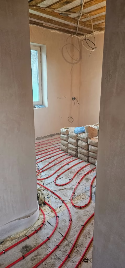 стяжки пола в доме 25 м²